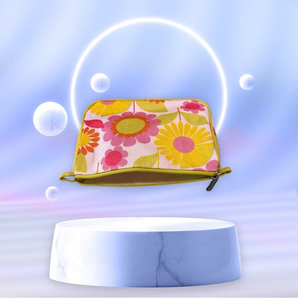 Clinique Floral Cosmetic Bag Makeup Holder Zipper Pouch Carrier Multicolored - Picture 10 of 10